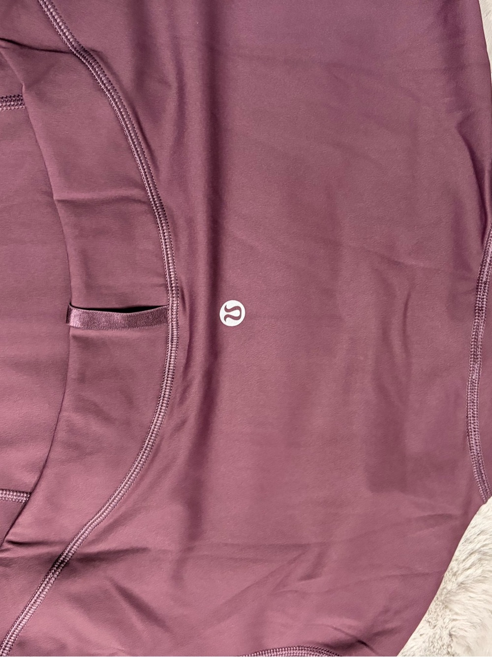 lululemon athletica Women's Plum Flare Leggings & Zip Jacket Set Size 8(M) - Picture 6 of 6